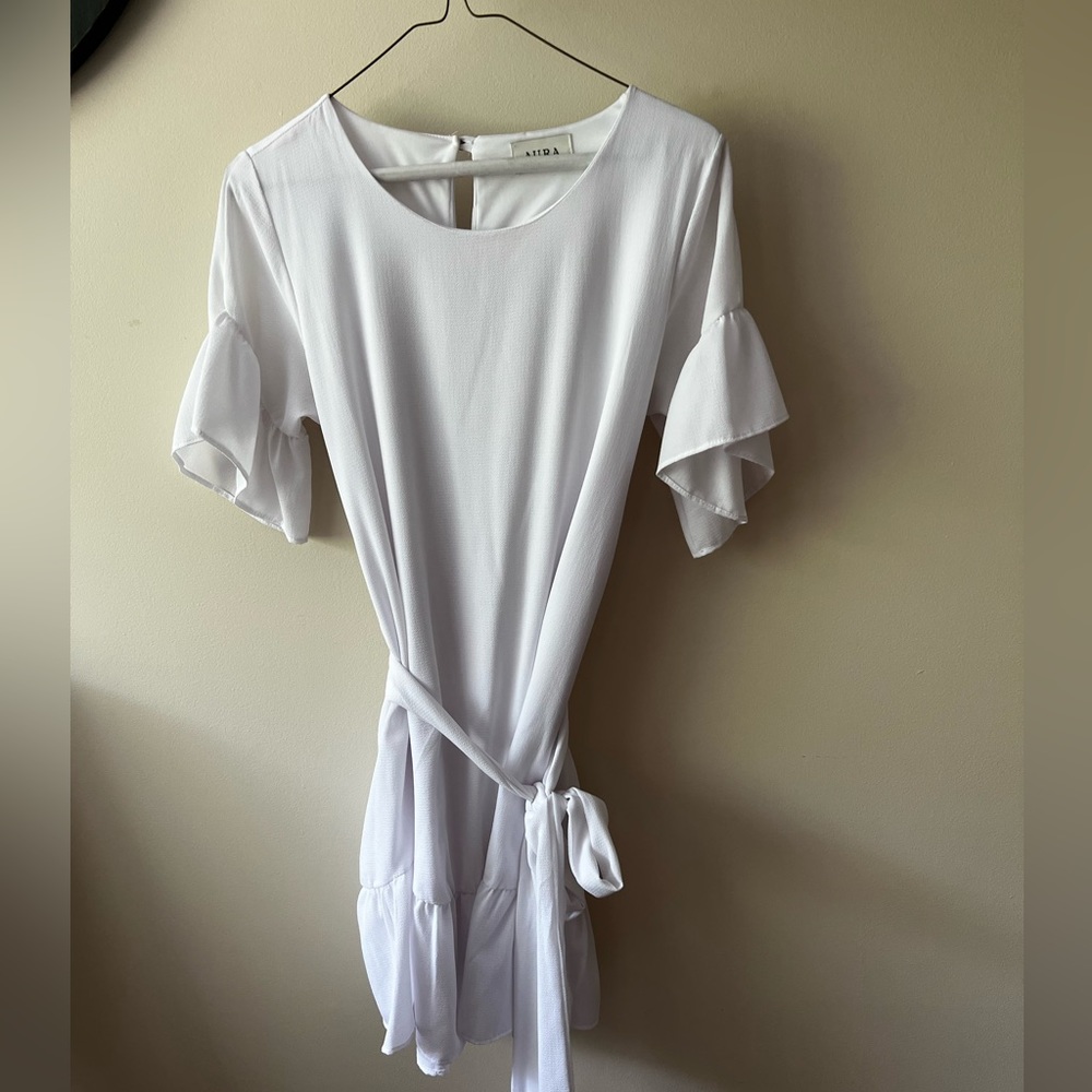 White tie dress perfect for wedding showers/Brides to be!